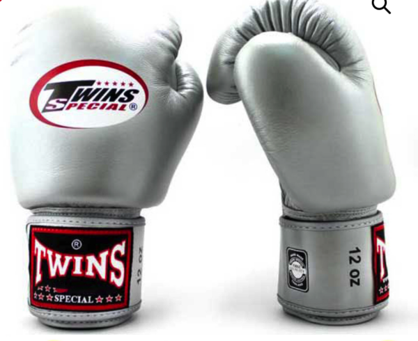 Twins Special Boxing Gloves Classic Genuine Leather BGVL3 Silver / Gold Color